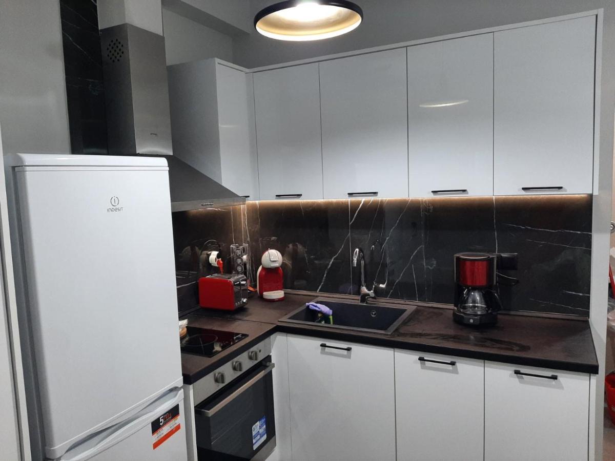 Vali_Skg Studio Thessaloníki Luaran gambar