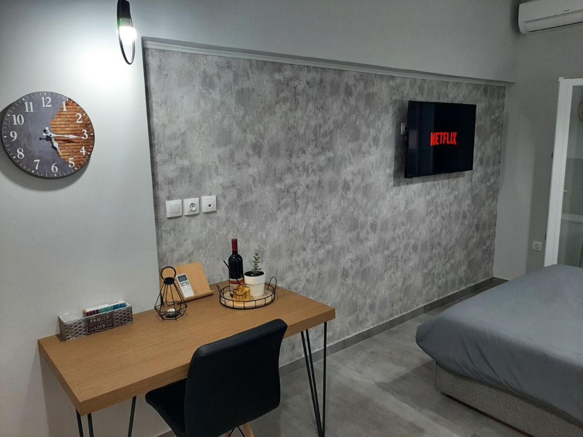 Vali_Skg Studio Thessaloníki Luaran gambar