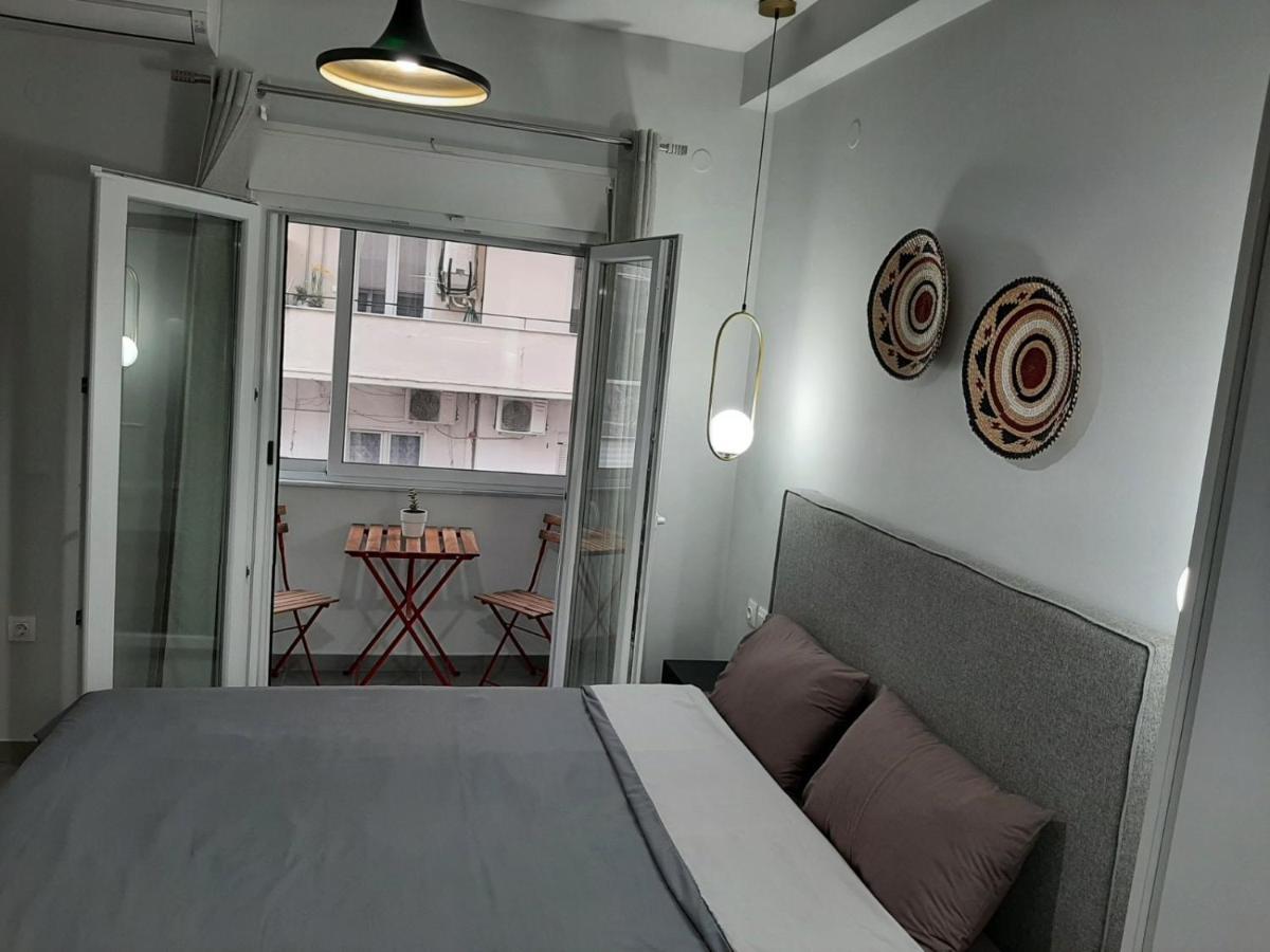 Vali_Skg Studio Thessaloníki Luaran gambar