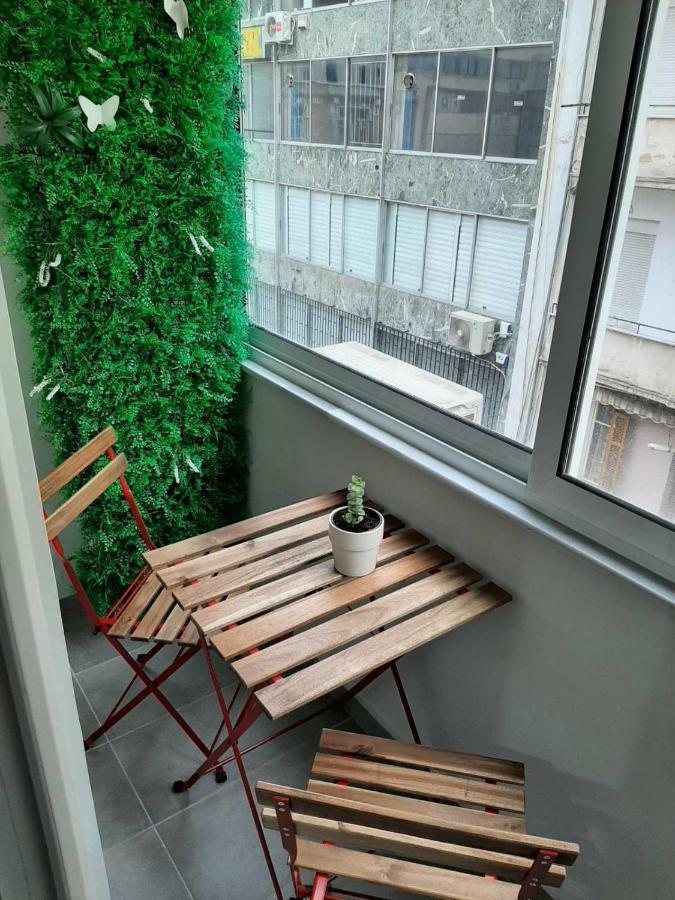 Vali_Skg Studio Thessaloníki Luaran gambar